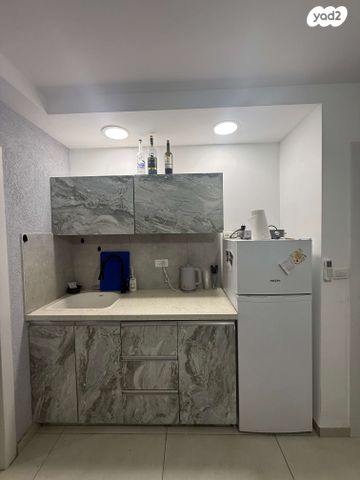 דירה, התבור 25, מרכז העיר, קרית אתא