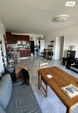 דירה, שדרות זלמן שז"ר 53, עין שרה, נהריה