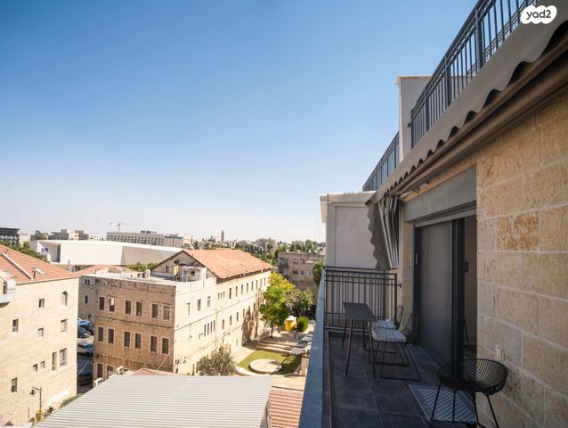 דירה, שמאי 10, מרכז העיר, ירושלים