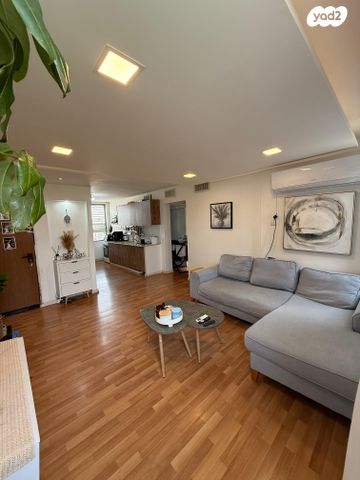 דירה, א.ל. זיסו 40, יד התשעה, שביב, הרצליה