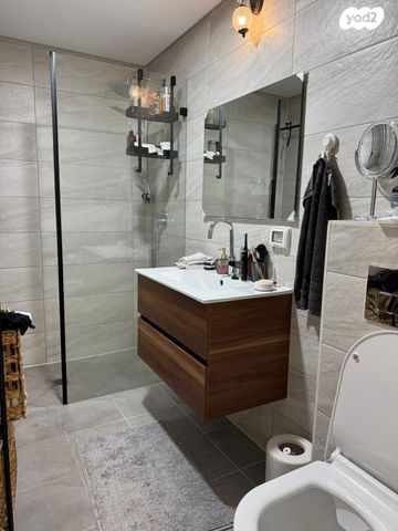 דירה, יצחק נבון 17, נאות אריאל שרון, קרית אונו