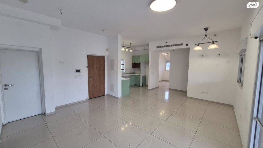 גג/ פנטהאוז, יוסף שפרינצק 32, אחדות, פתח תקווה