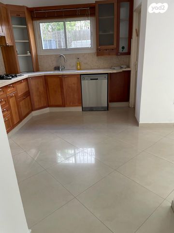 בית פרטי/ קוטג', אשל 4, נאות יצחק רבין, מזכרת בתיה