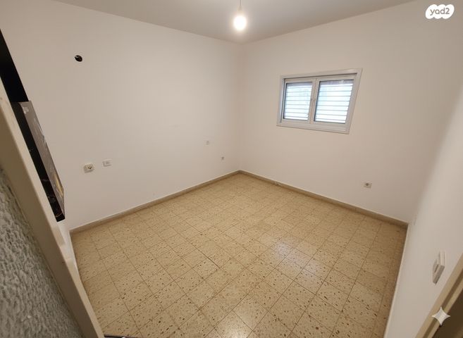 דירה, בן זאב 6, רמב"ם, ראשון לציון