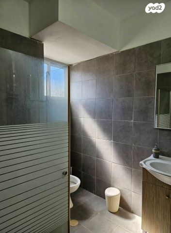 דירה, תל חי 18, אברמוביץ', ראשון לציון