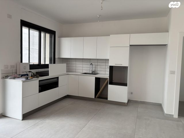 דירה, פייבל 5, הצפון החדש - כיכר המדינה, תל אביב יפו