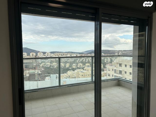 דירת גן, נחל צלמון 5, רמת נבון . הר כרמי, כרמיאל