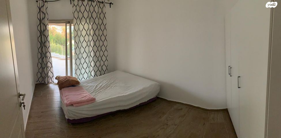 דירת גן, האגוזים 1, כברי, כברי