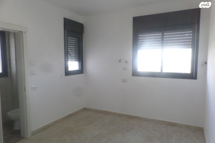 דירה, ספיר 26, אבני חן, חריש