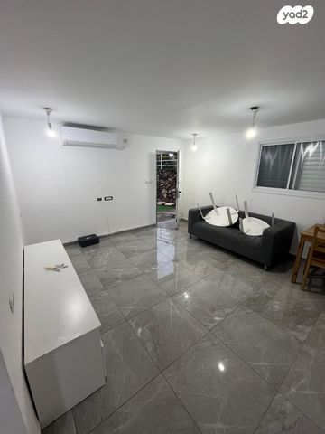 יחידת דיור, רמח"ל 4, שיכון ב, טבריה