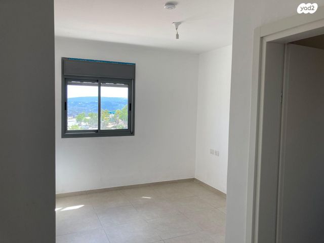 דירת גן, נחל צלמון 5, רמת נבון . הר כרמי, כרמיאל