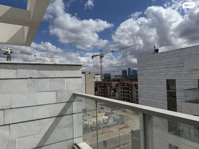 דירה, לח"י 10, שאר העיר, בני ברק