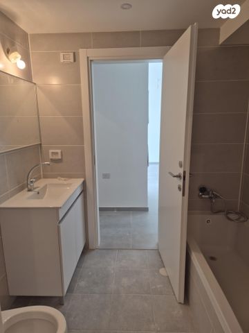 דירה, עלי 22, גבעת ציון, אשקלון