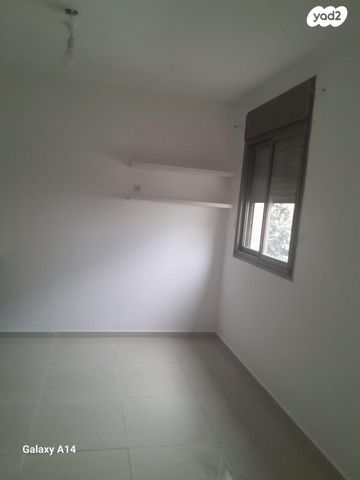 יחידת דיור, משעול היסמין 4, תל גיבורים, חולון