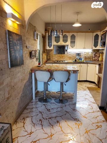 דירה, שיבת ציון 1, גבעת אולגה, חדרה