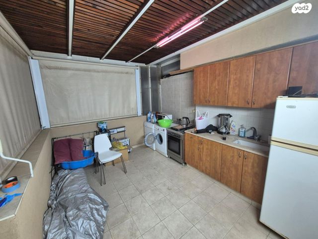 גג/ פנטהאוז, מטולה 6, קרית שרת מערב, חולון