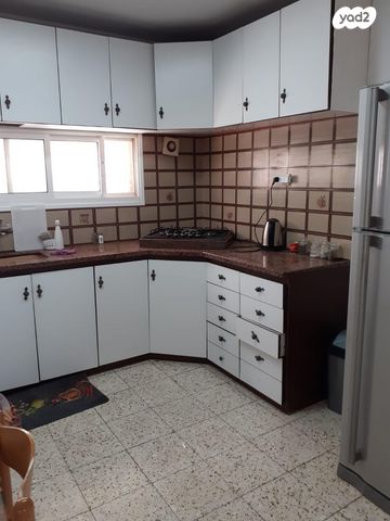 דירת גן, רקפת 32, בן גוריון, טבריה