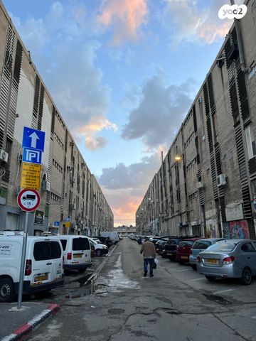 מבני תעשיה, המפעל 1, גבעת הרצל, אזור המלאכה יפו, תל אביב יפו