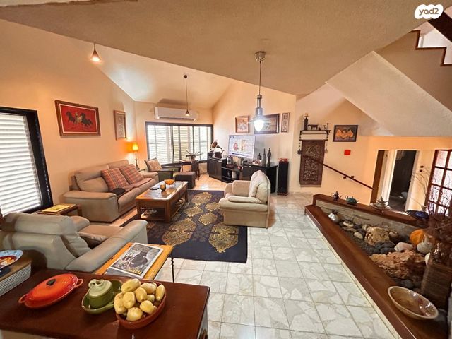 בית פרטי/ קוטג', תרשיש, רותם, ערד