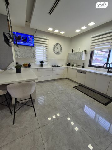 בית פרטי/ קוטג', זלמן שניאור, קרית מטלון, פתח תקווה