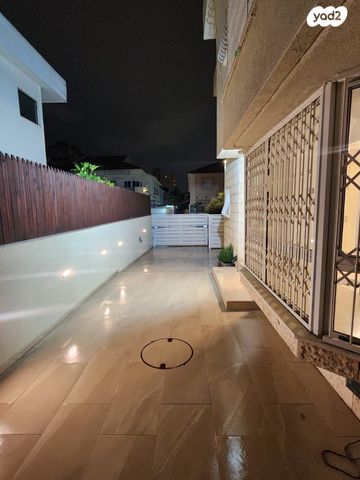 בית פרטי/ קוטג', נעורים, ראשון לציון