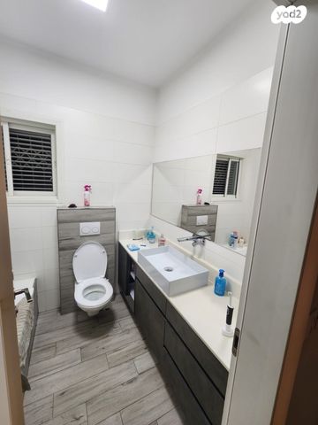 בית פרטי/ קוטג', נעורים, ראשון לציון