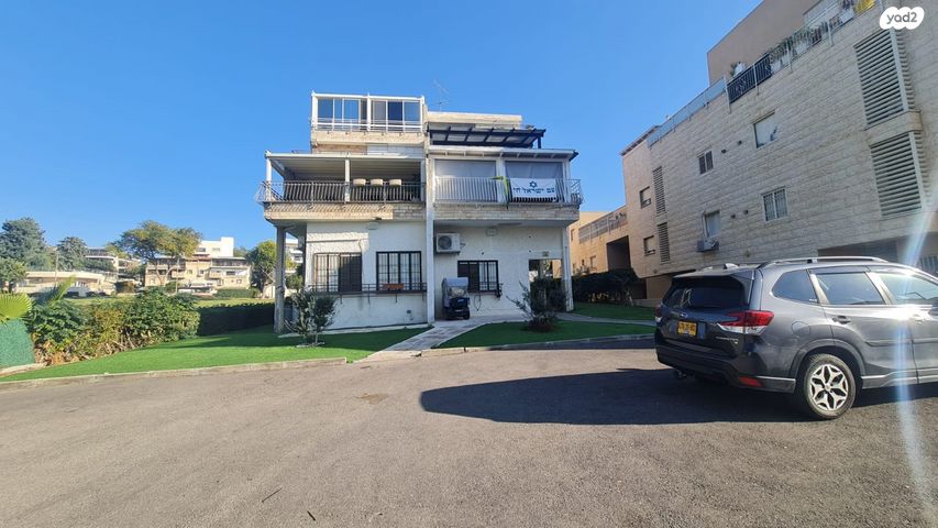 גג/ פנטהאוז, הרצל 26, מרכז העיר, קרית אתא