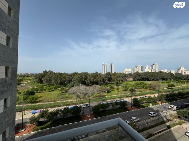 דירה, שדרות האגמים, נתניה