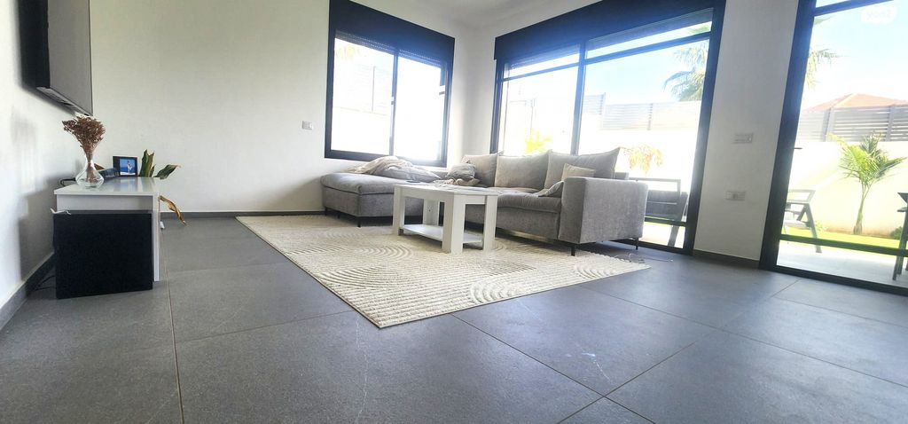 בית פרטי/ קוטג', יפה נוף, פרדס חנה כרכור