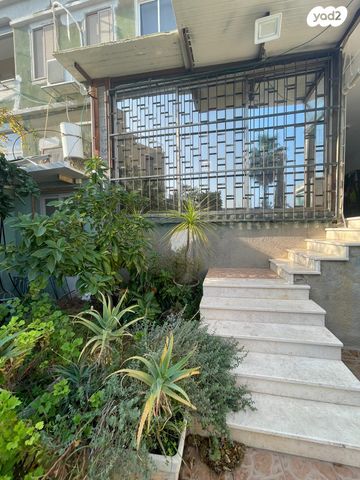 דירת גן, שבטי ישראל, צהלון, שיכוני חסכון, תל אביב יפו