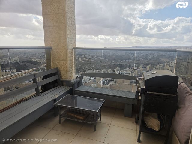 דירה, יהודה לאו פיקרד, חומת שמואל, הר חומה, ירושלים