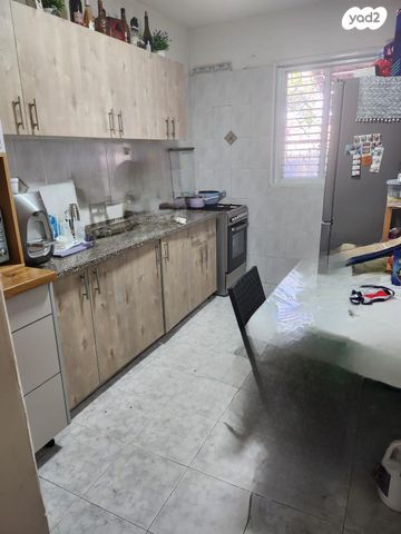 דירת גן, פרי מגדים, מישור הגפן, אופקים