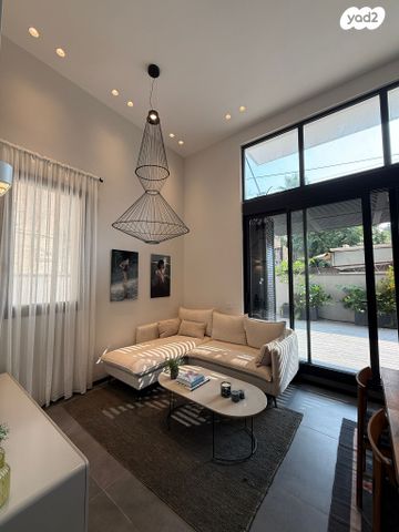 דירת גן, סלומון 20, נווה שאנן, תל אביב יפו