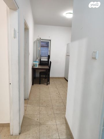 דירה, שמואל עזר, גבעה א', שביט, קרית אתא