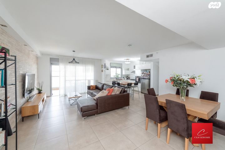 דירה, הגר"א, רמת חן ובן ציון, נתניה