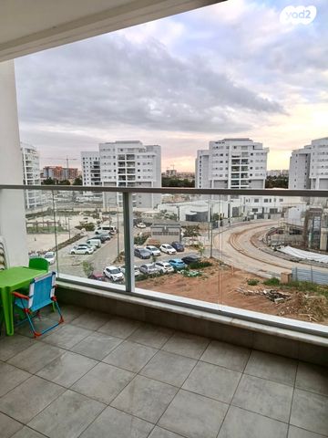 דירה, אריאל שרון, נווה שרון / שער העיר, נתיבות