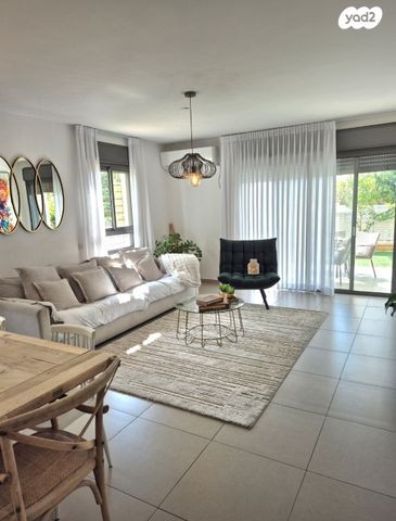 דירת גן, יבנה