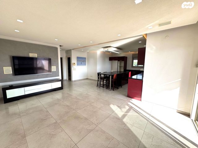 דירה, הדר 4, מרכז, הרצליה