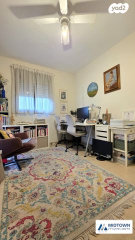 דופלקס, משעול גיל 17, ותיקים, כפר סבא