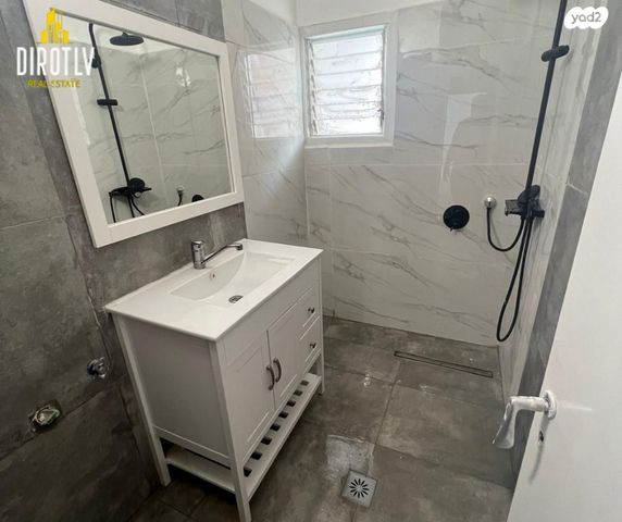 דירה, הירדן 42, נגבה, רמת גן