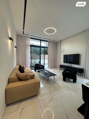 דירת גן, אוסישקין 10, נתניה