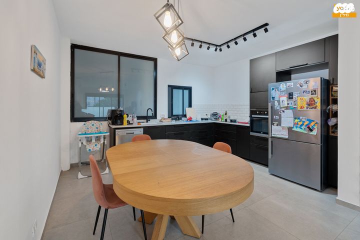 דירה, וייצמן, אברמוביץ', ראשון לציון