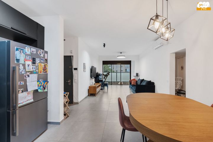 דירה, וייצמן, אברמוביץ', ראשון לציון