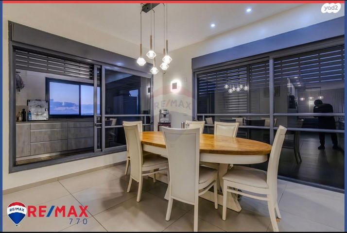 גג/ פנטהאוז, משה שרת, מרכז העיר, עפולה