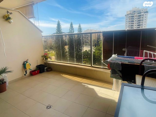 דירה, השחר 11, רמתיים, הוד השרון