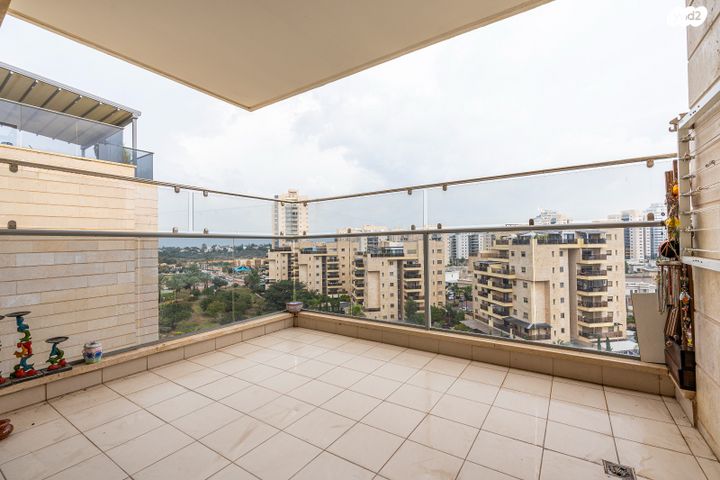 דירה, אור עקיבא