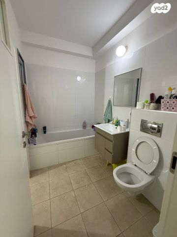 דירה, שדרות אבני החושן, כרמי גת, קרית גת