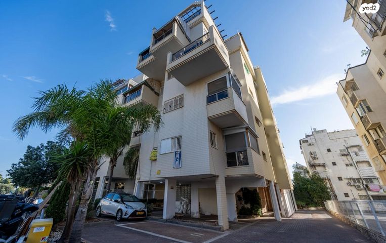 דירה, הירקונים, פתח תקווה