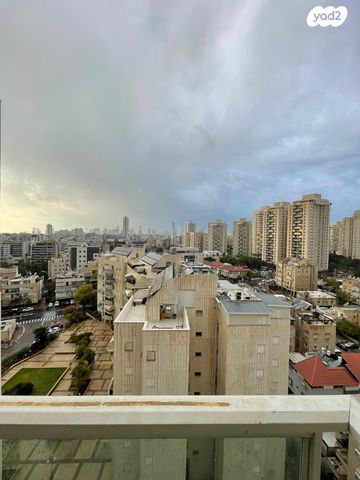 דירה, מנדל מתתיהו 7, רמת עמידר, רמת גן