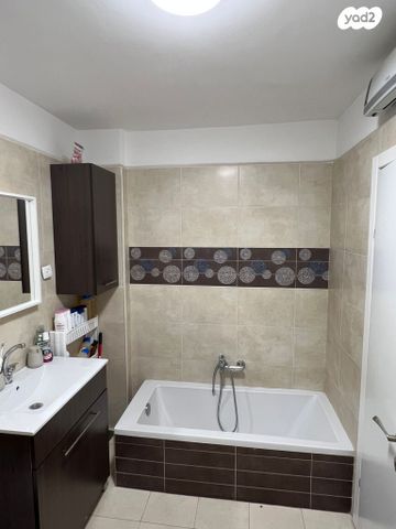 דירה, משה שרת 1, חולון